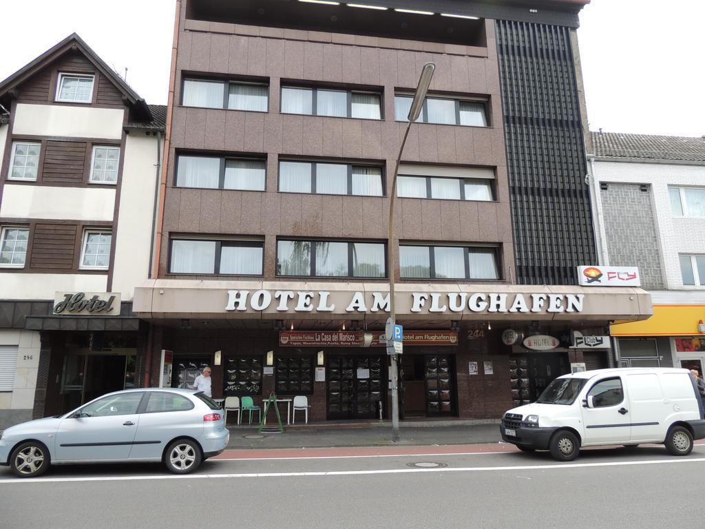 Hotel Am Flughafen โคโลญ ภายนอก รูปภาพ